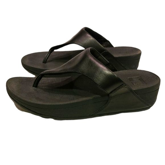 FitFlop Lulu Black Leather Sandal | 8 | EUC | MSRP $85 - Picture 5 of 9